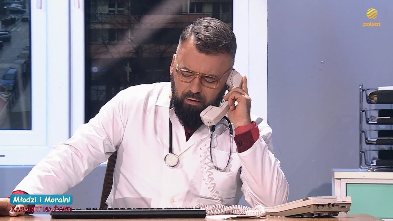 Kabaret Młodych Pan&oacute;w i Goście - Lekarz | Młodzi i Moralni 3