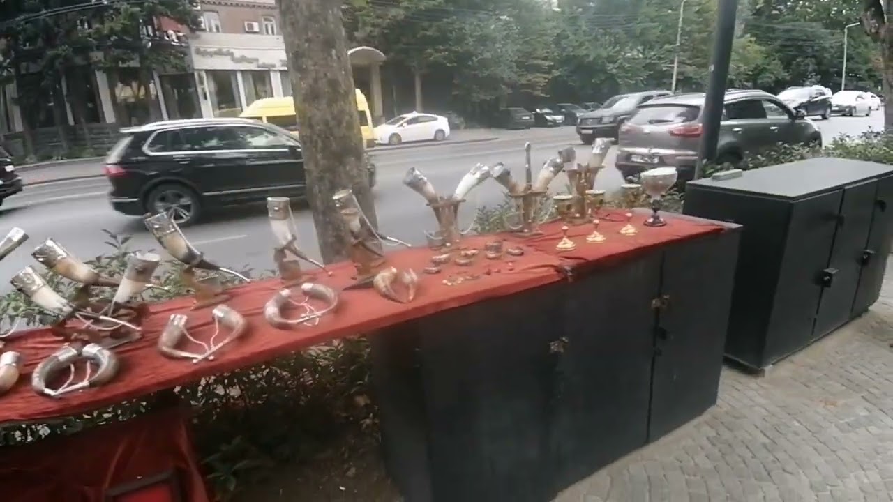 Тбилиси. один из самых красивых городов. гуляем по улицам.