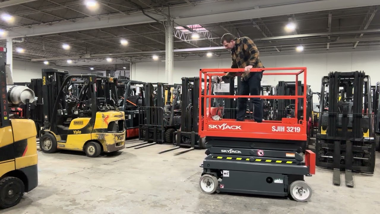 2017 Skyjack SJIII3219 19 Foot Electric Scissor Lift - U15828