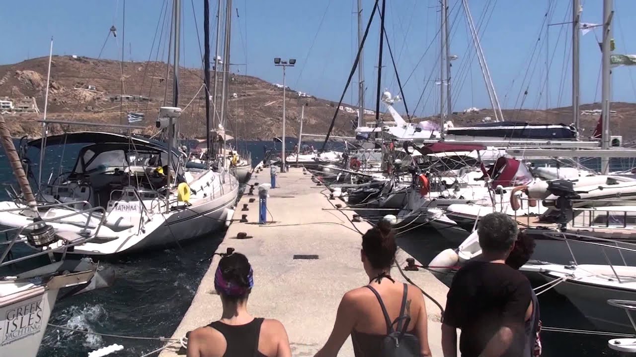 Sailing experience - harbour Serifos (Cyclades) in strong meltemi gusts