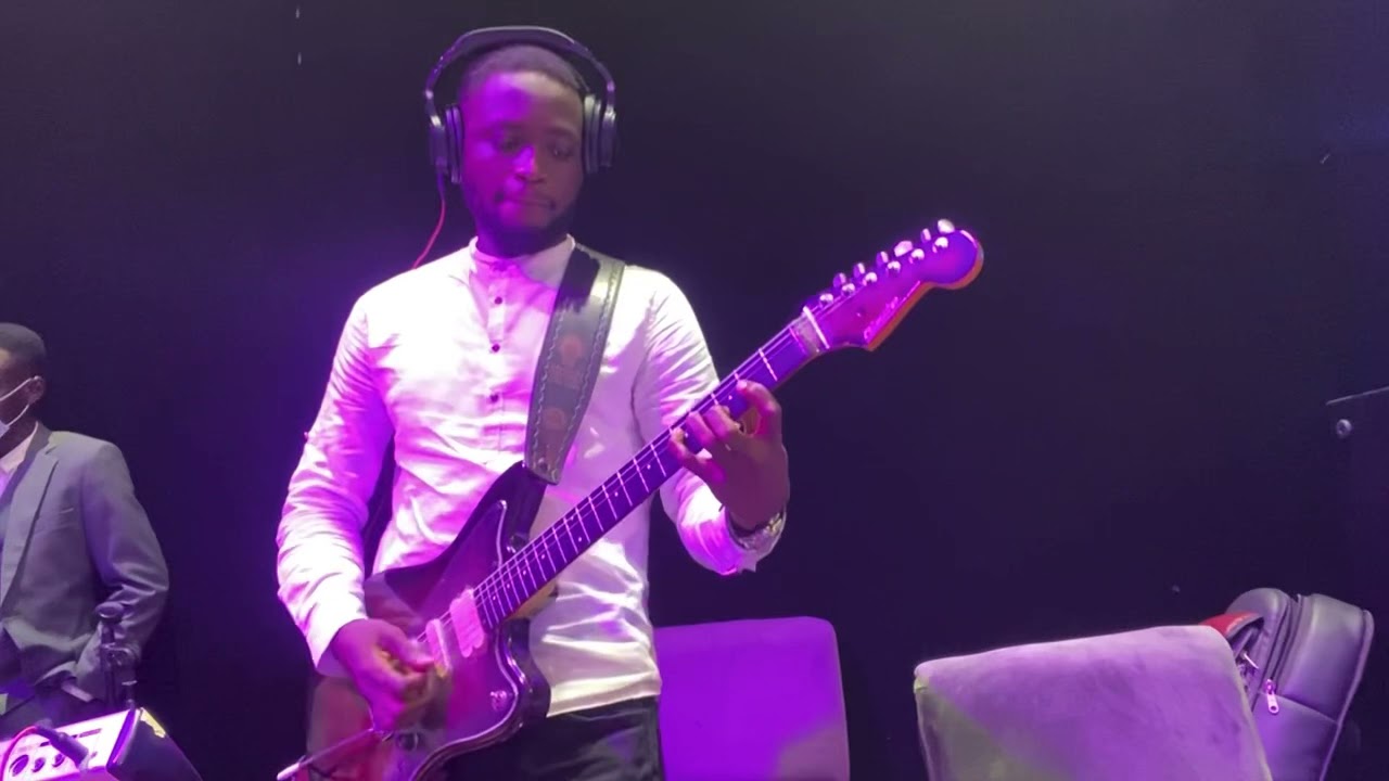 SO BEAUTIFUL!!!!!! DIANA HAMILTON'S ADOM GUITAR WORKS.