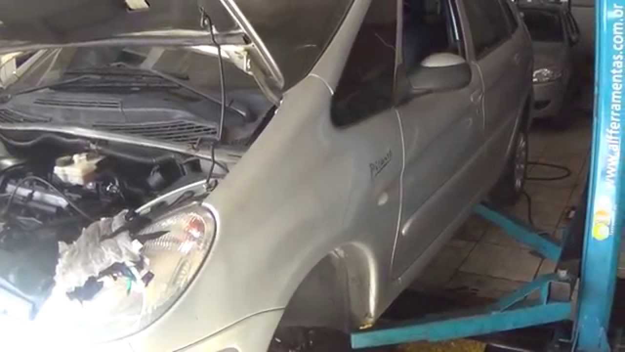 x sara picasso vazando oleo por todo o motor.