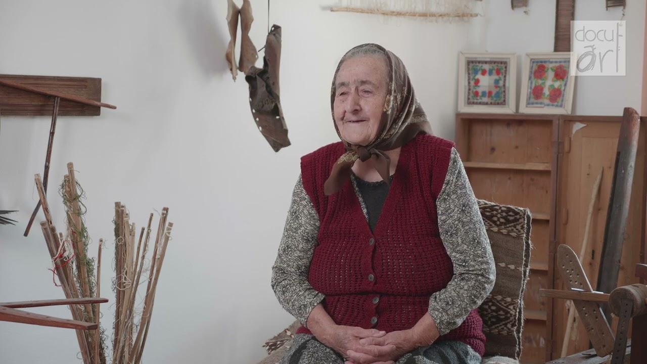 Leonica Vîrzob: Acum lumea s-a civilizat și nu se mai păstrează tradițiile,