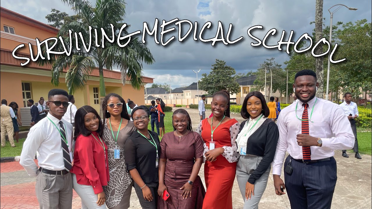 SURVIVING MEDICAL SCHOOL #2 : STABBING 🤭