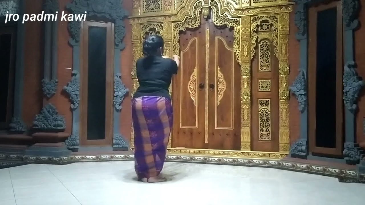 Belajar Tari Rejang Teratai putih Dari Belakang #ajegbali #taribali