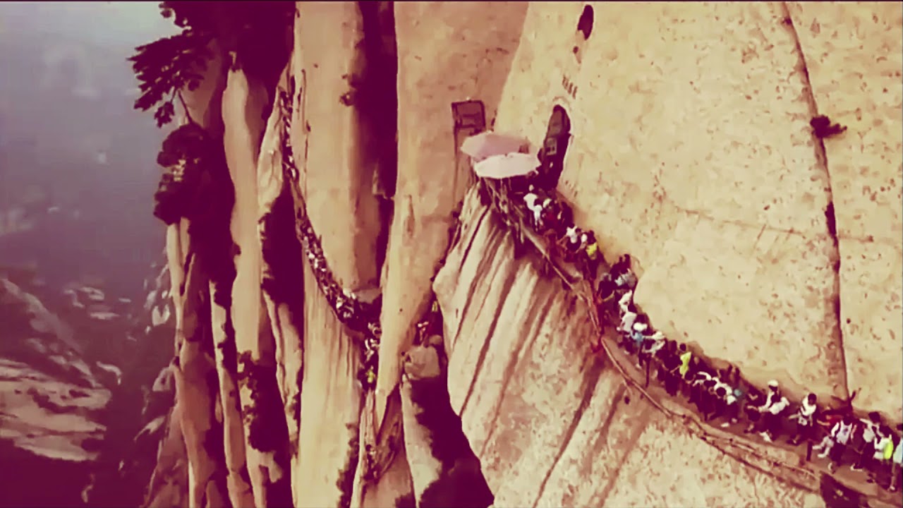 PREMIERE : WORLD's Most Dangerous Trail Walkway : China