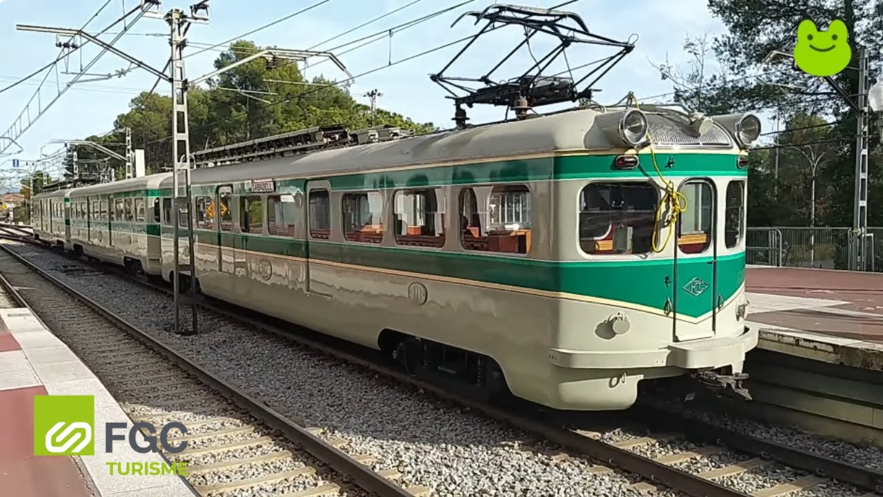Tren Granota FGC sèrie 400 línia S2 a Bellaterra