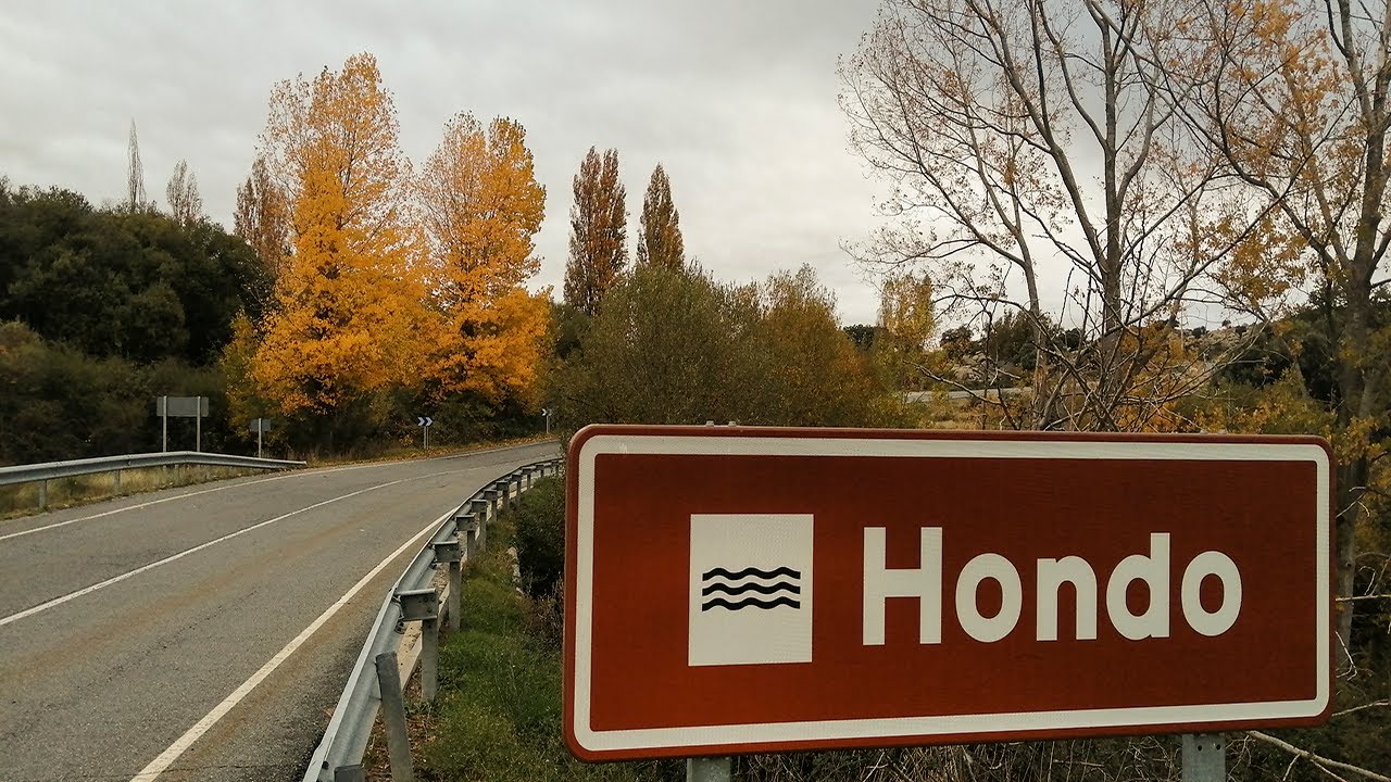 Arroyo de Rihondo y romería en la Sierra de Ávila