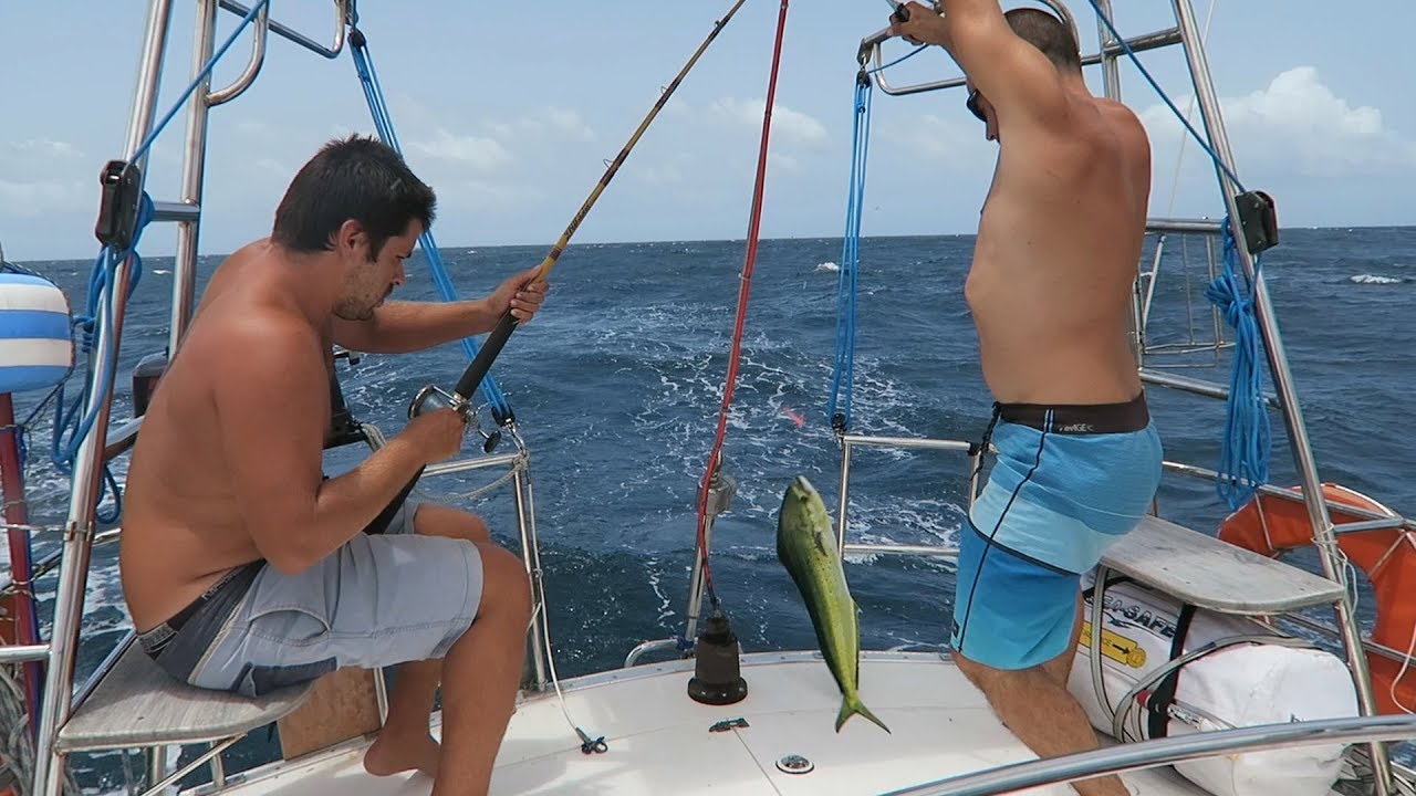 VELEJANDO EM MAR ABERTO: A CAMINHO DA VENEZUELA - Unforgettable Sailing (Ep.52)