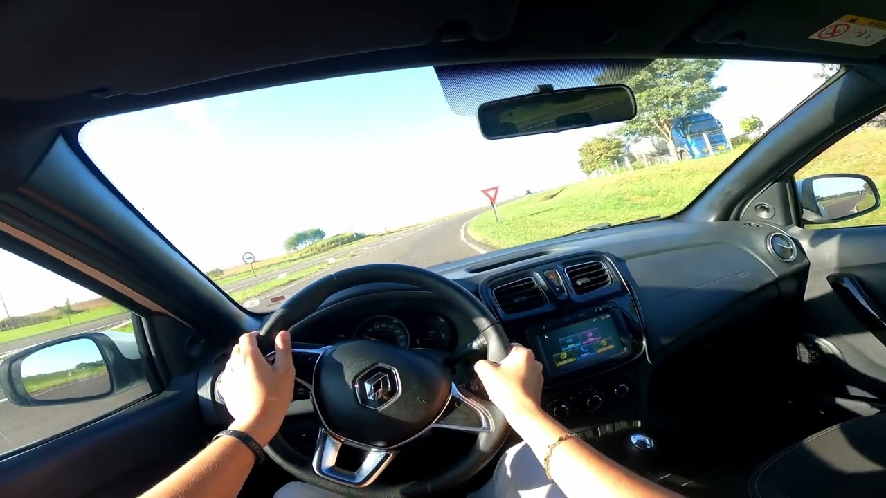 Sandero 1.0 na Rodovia – Desempenho, Consumo e Conforto REAL!