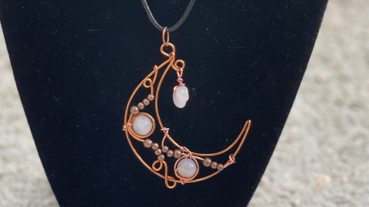 Making a Copper Wire Crescent Moon pendant with Gemstone and Metal Beads