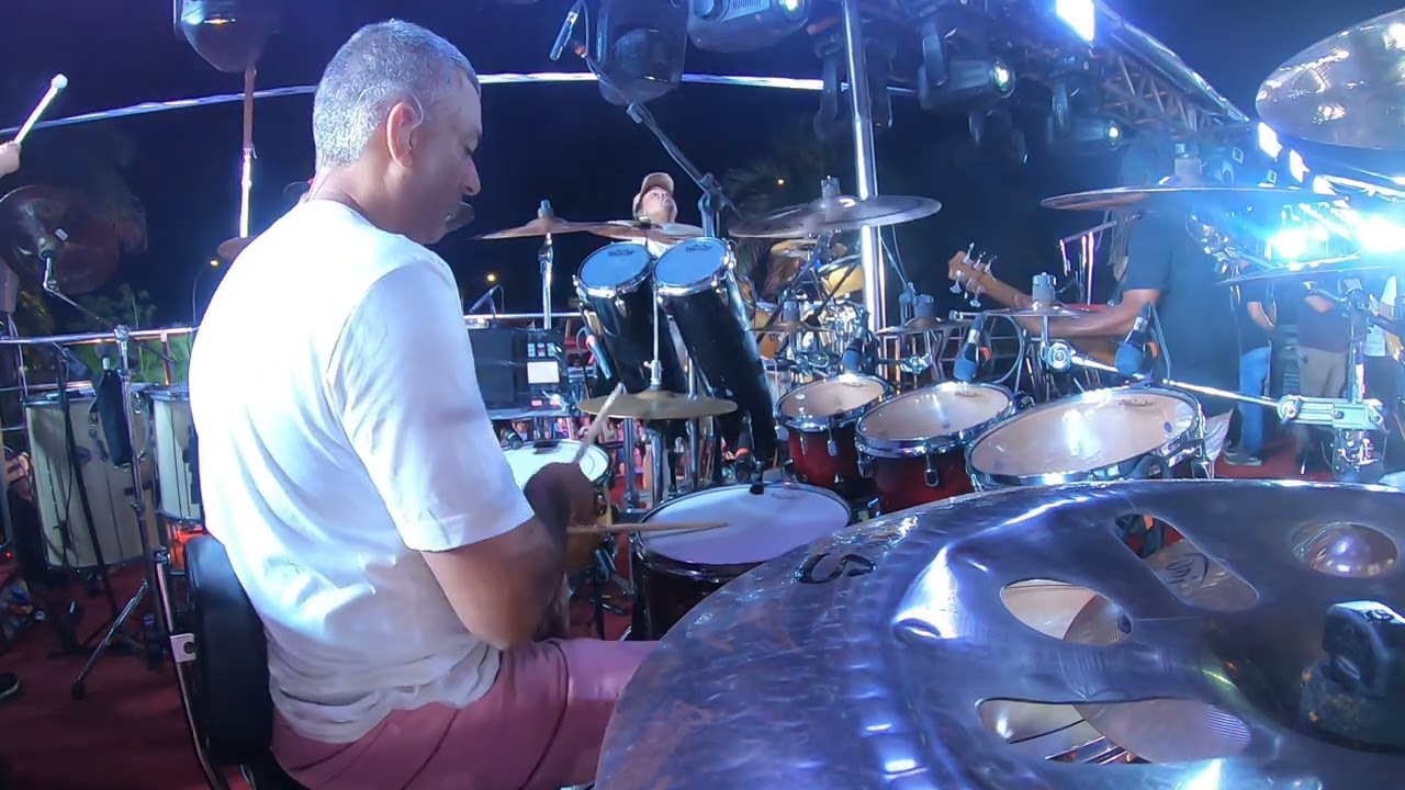 Walmar Paim- @BellMarquesOficial - “Perdidos de amor” / @EdsonGomes .