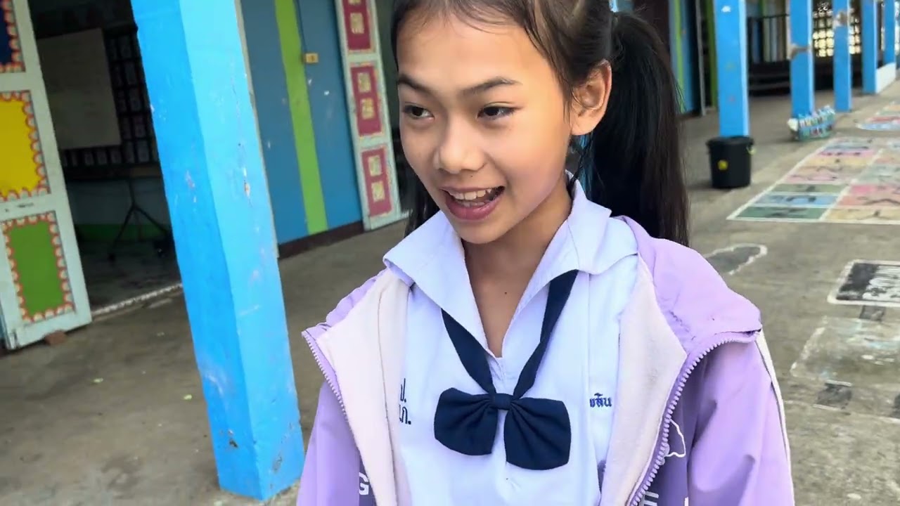 วงดนตรีประจำห้องหมุ่นอุ๋ยปุ้ยบันเทิงศิลป์ธิดาลาว