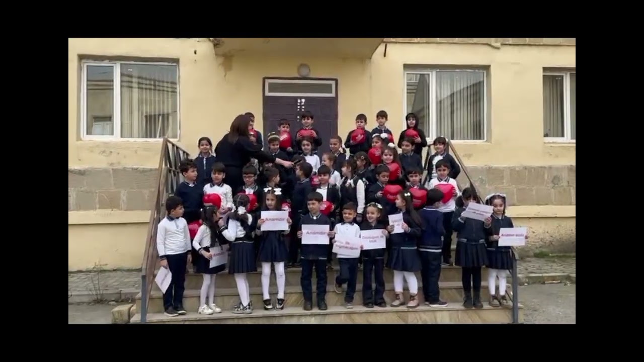 28 N mektebin usaqlarının Nigar müellimin təşkilatçılığı ilə analarına 8 Mart hədiyyəsi   #youtube 