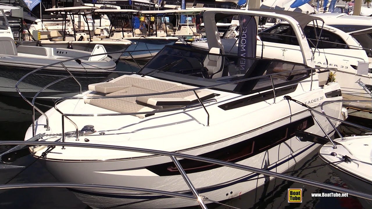 2019 Jeanneau Leader 30 OB Motor Yacht - Walkaround - 2018 Fort Lauderdale Boat Show