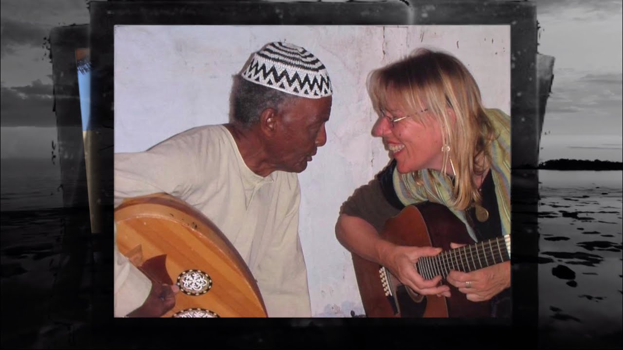 LOOKING FOR HAPPINESS - Carina Eckes & friends
