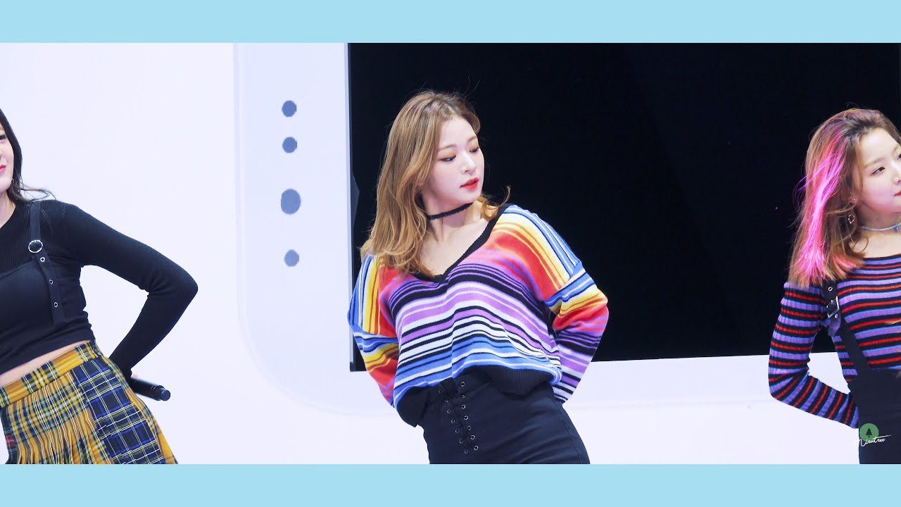190323 프로미스나인 이채영 유리구두 직캠 ( fromis 9 lee chaeyoung glass shoes fancam )