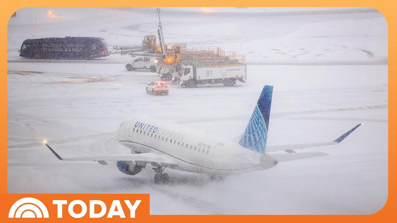 Airlines Scramble to Resume Flight Schedule After Winter Storm