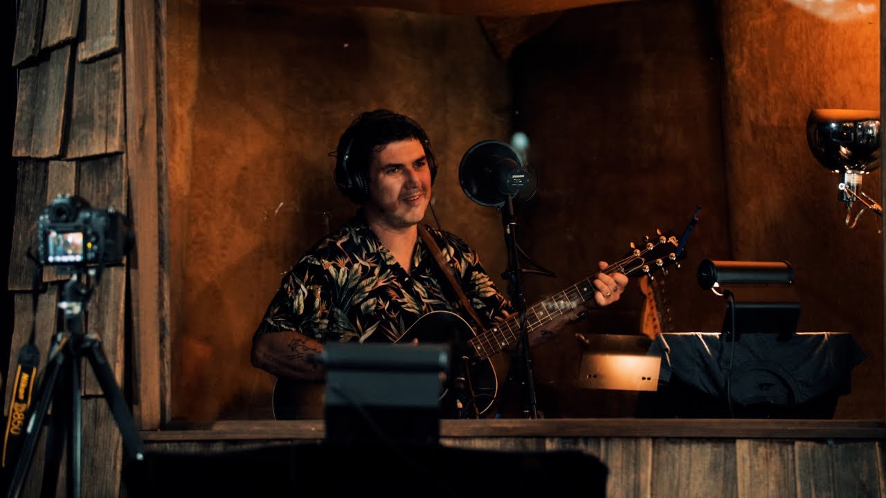 Susto performs “Summertime” | Capricorn Sessions