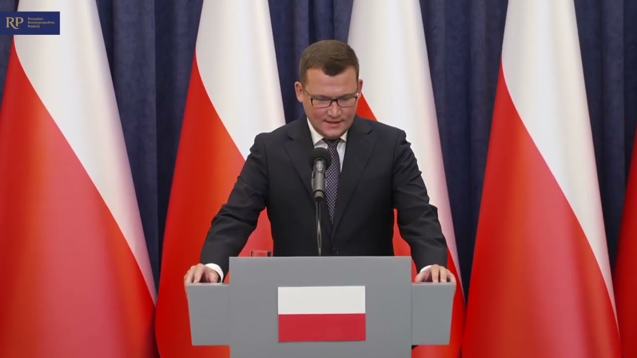 Briefing prasowy Szefa Gabinetu Prezydenta RP Pawła Szefernakera.