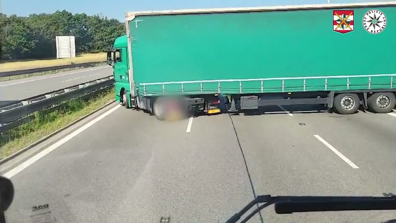 OPILÝ ŘIDIČ KAMIONU VYJÍŽDĚL Z BENZÍNKY U D1 NÁJEZDEM