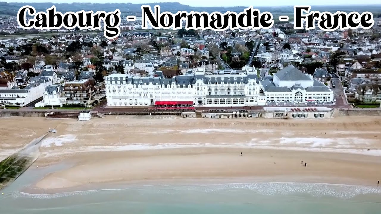Balade aérienne : Pointe de Cabourg - Casino de Cabourg - Port Guillaume (Dives-sur-Mer). Normandie.