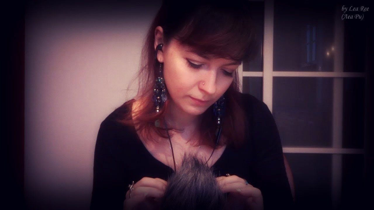 ASMR Unintelligible whisper Tapping Rustle / АСМР Неразборчивый шепот Шуршание С ушка на ушко