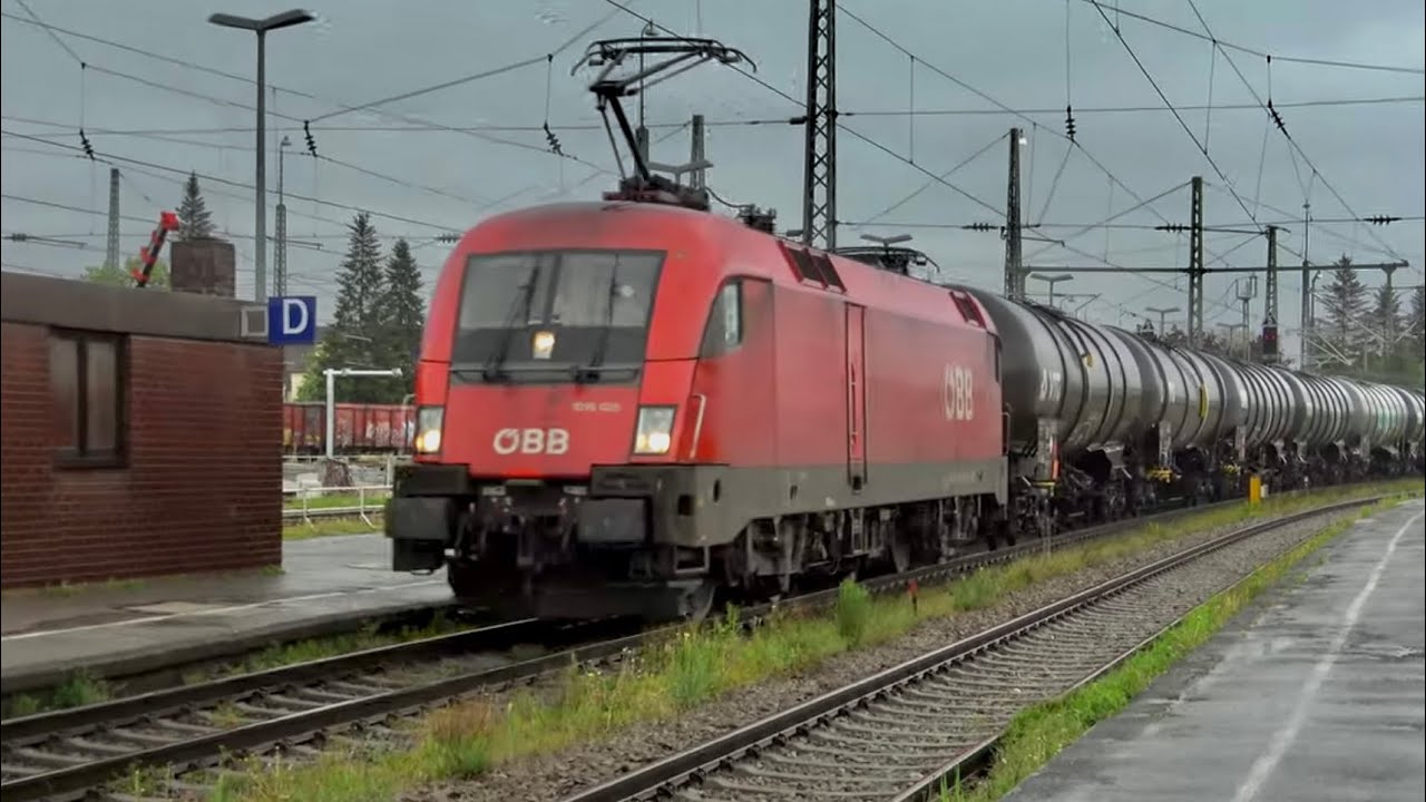 Trains at Freilassing Railway Station | Züge am Bahnhof Freilassing