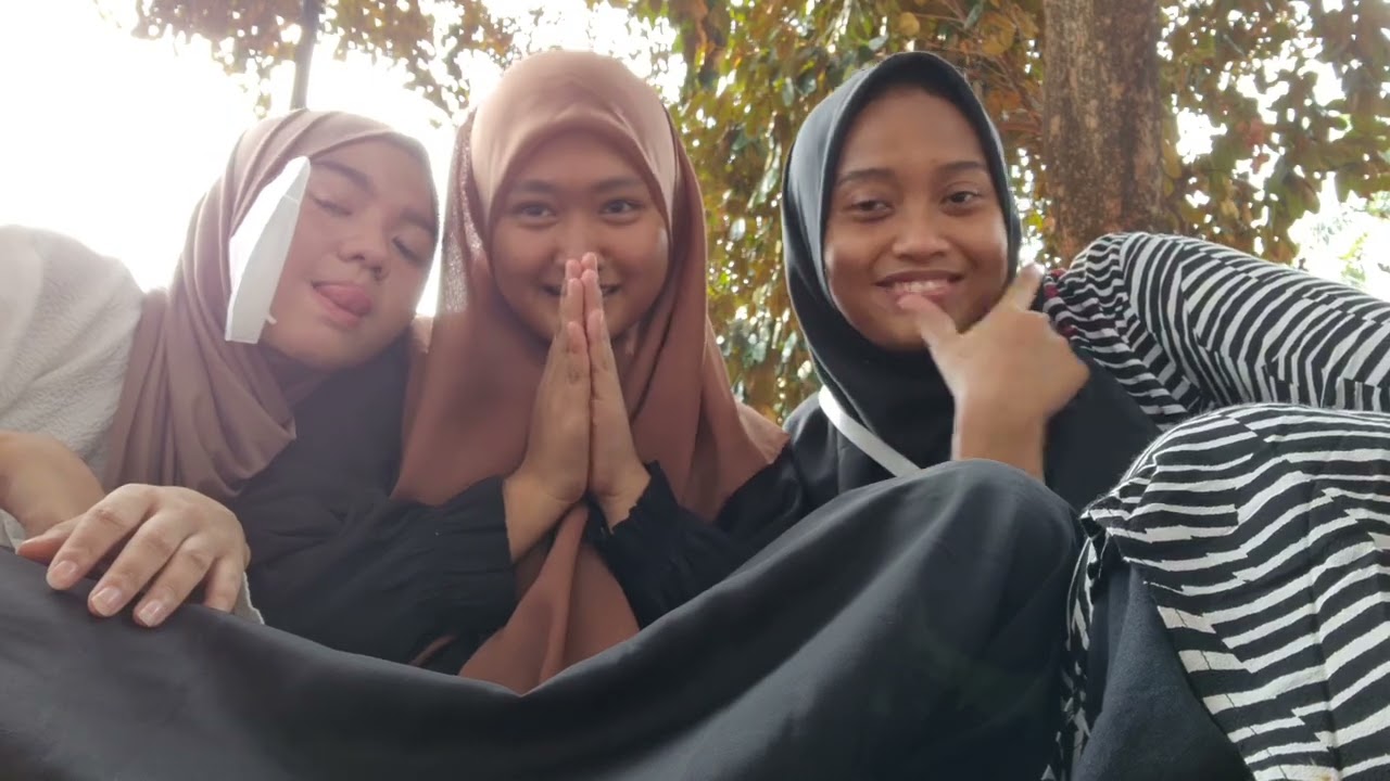 KaJian bareng bestie