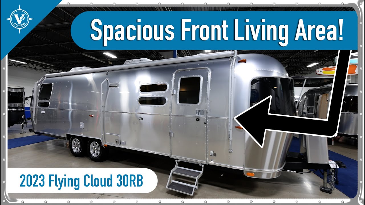 Now THAT'S A Living Room! | 2023 Airstream Flying Cloud 30RB