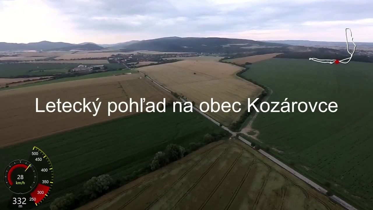 Kozárovce - Letecký pohľad na obec,16.6.2018 MPK, paramotor