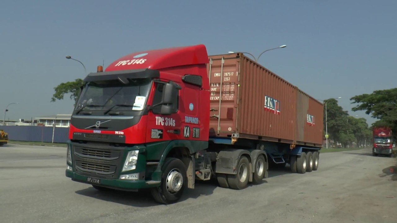 PORT KLANG NEAR KUALA LUMPUR TRUCKS FEB 2018