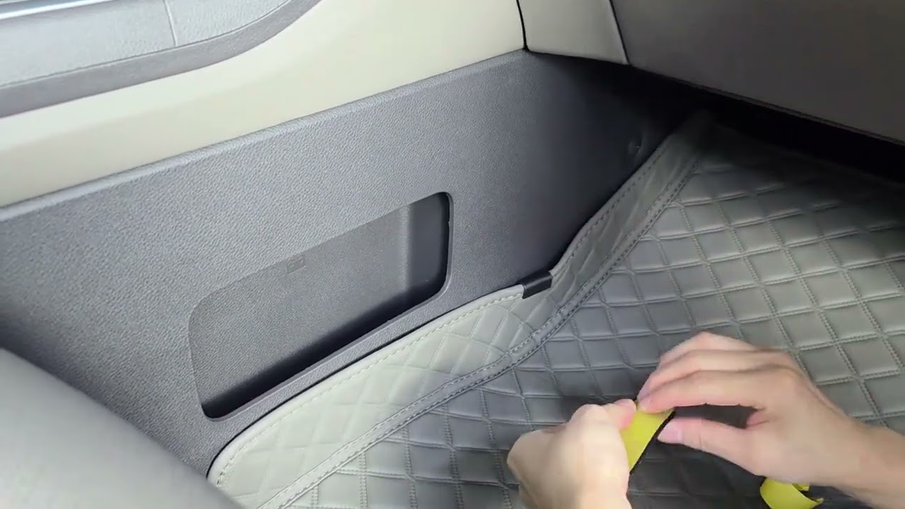 4세대카니발 7인승 모노륨 매트 장착 방법