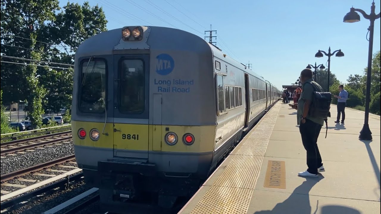 MTA Long Island RailRoad: AM Rush Hour Trains @ Rosedale (M3, M7, M9, DM30AC)