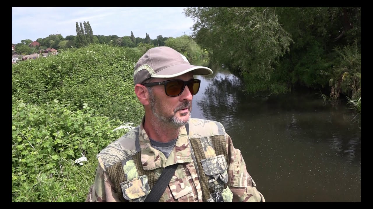 BARBEL FISHING A LOOK AT THE RIVER DEARNE - BROOMHILL - VIDEO 73