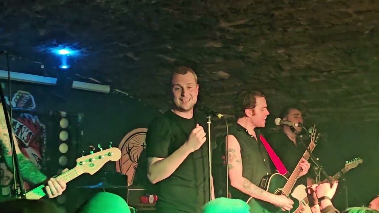 The Bar Stool Preachers - Love the Love