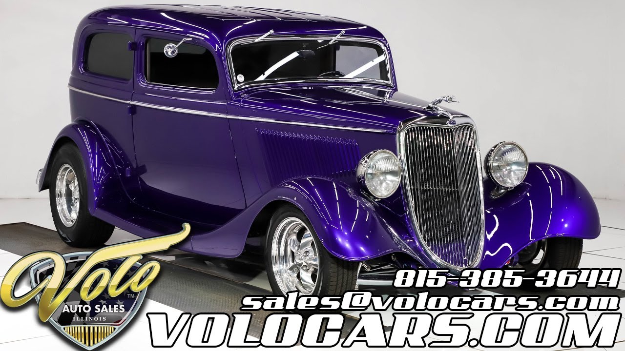 Ford Custom 1934 года продаётся в Volo Auto Museum (V20492)