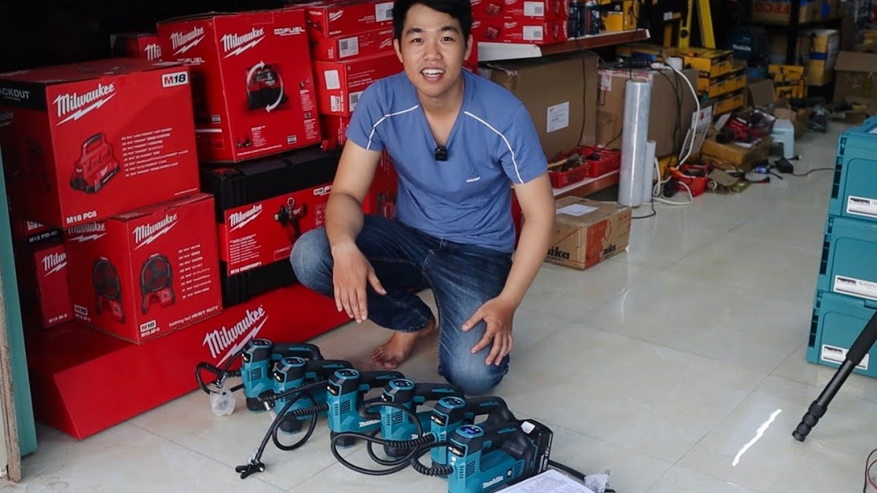 Máy bơm xe Makita dùng pin DMP180...giá đang rẻ, số lượng có hạn, mọi người cần tranh thủ mua nha!!!