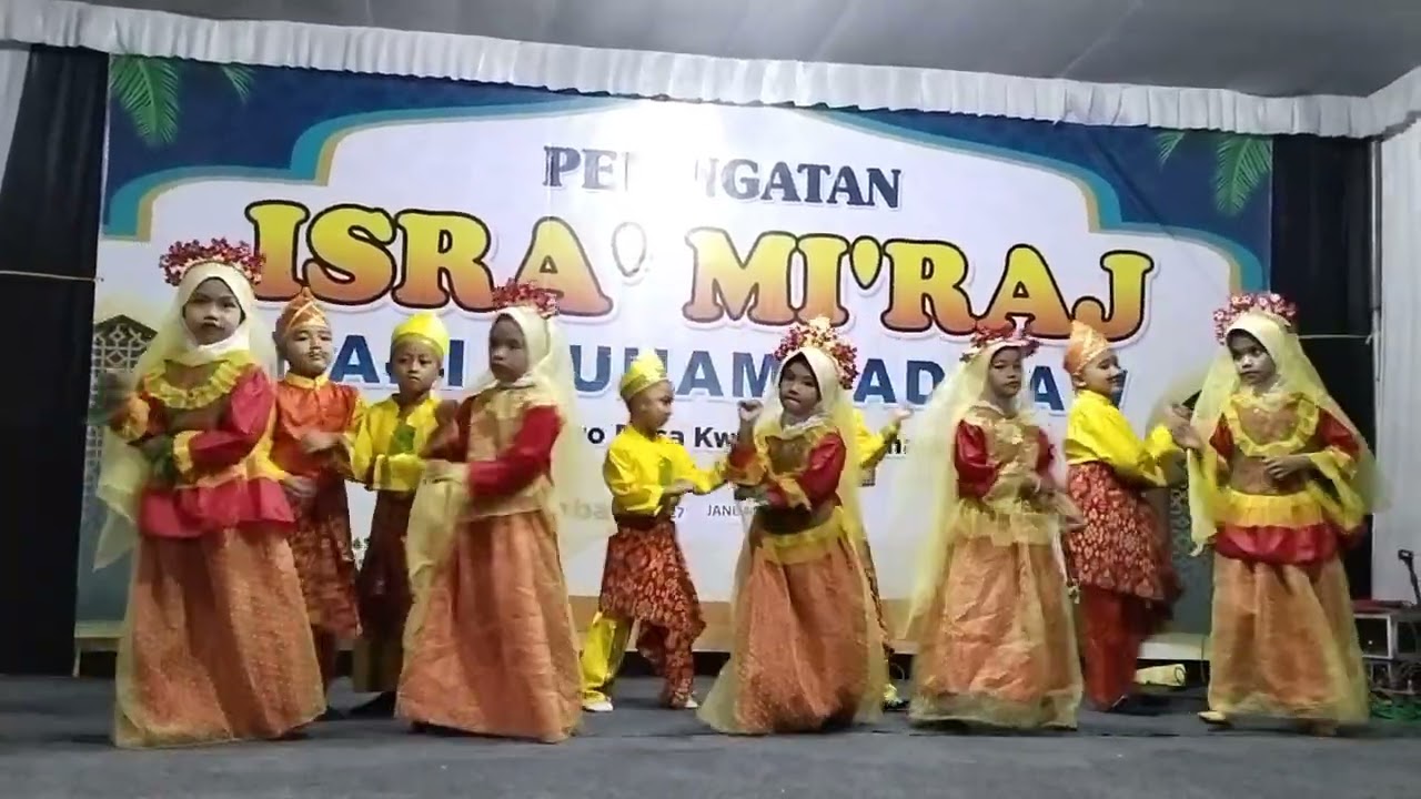 Menari islami peringatan isra miraj 2025