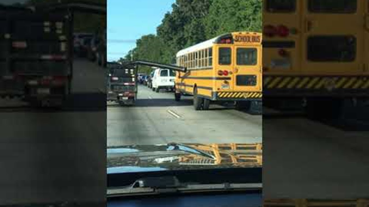 Clueless Driver Hits Cars with Pipe || ViralHog