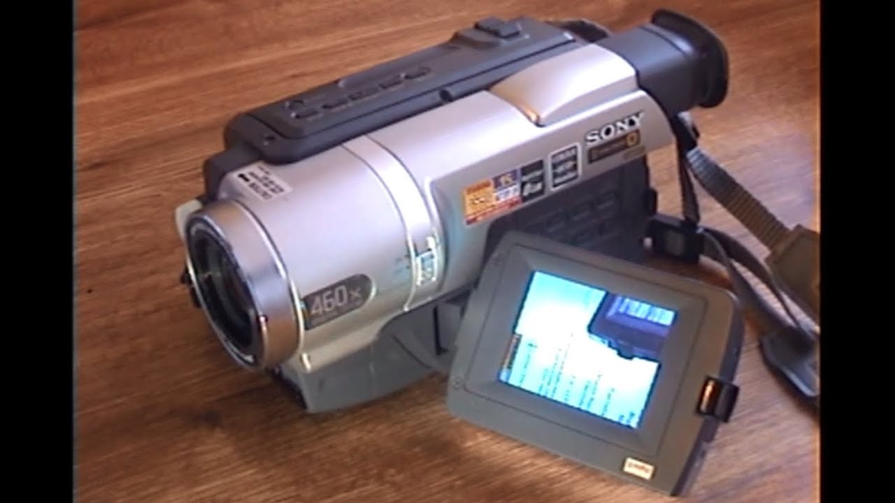 Sony CCD-TRV108 Hi8 Camcorder