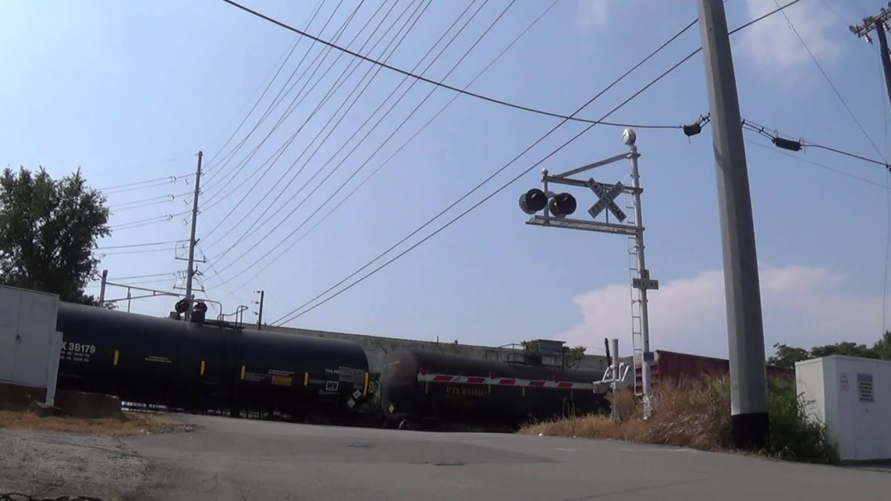 (US&S Teardrop) 19th Avenue Railroad Crossing, Nashville, TN