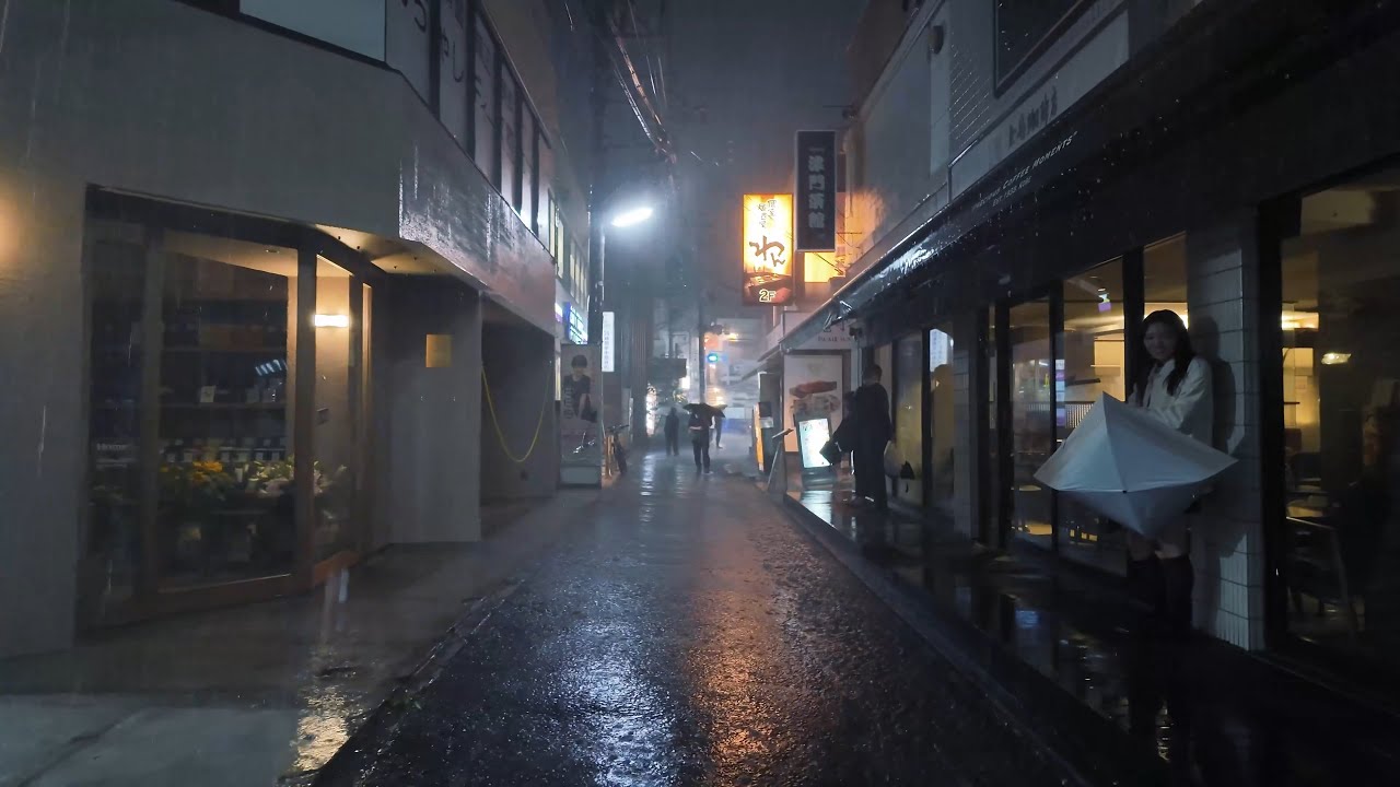 Heavy Rain Hits Sangenjaya – Intense Downpour in Local Tokyo【4K Japan Walk】
