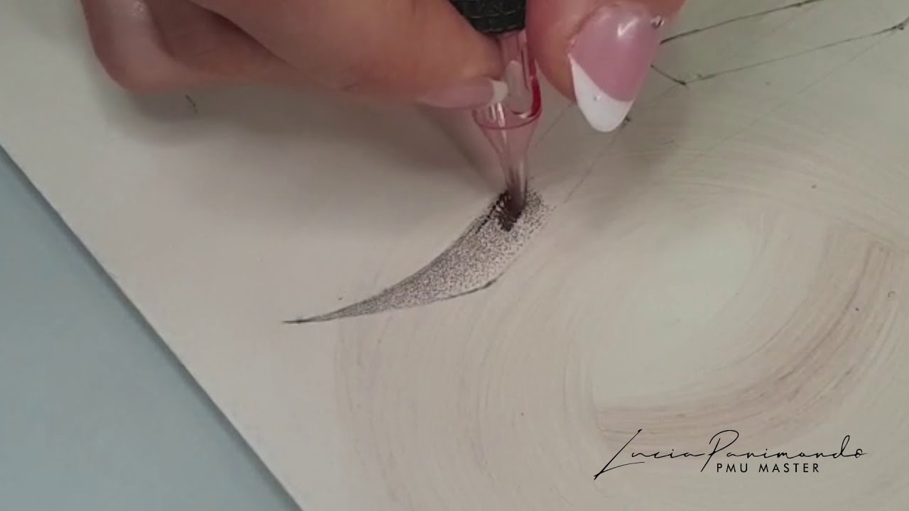Trucco Semipermanente sopracciglia sfumato - Tutorial su Latex