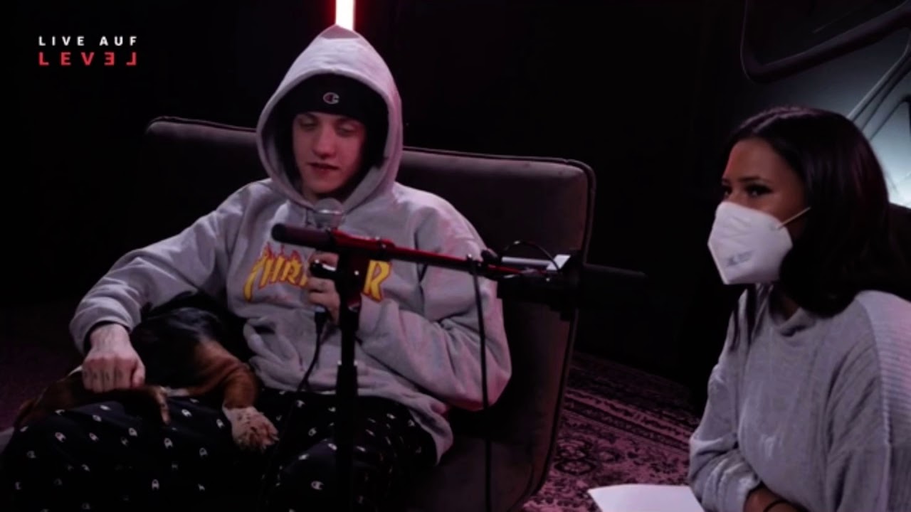 t-low - Interview bei 16BARS nach Live Performance