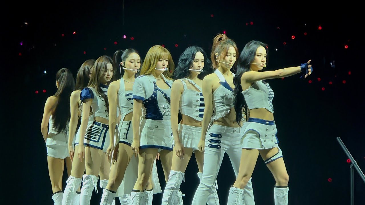 [FANCAM] 260117 TWICE World Tour "THIS IS FOR" in Oakland "Set Me Free"