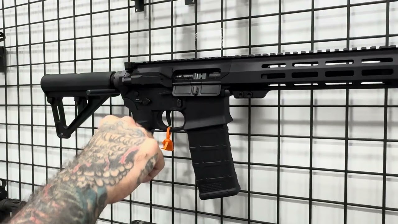 Винтовки/карабины/короткоствольные винтовки AR-15 производства США Palm Storm CAT3 и CAT4 с двуст...