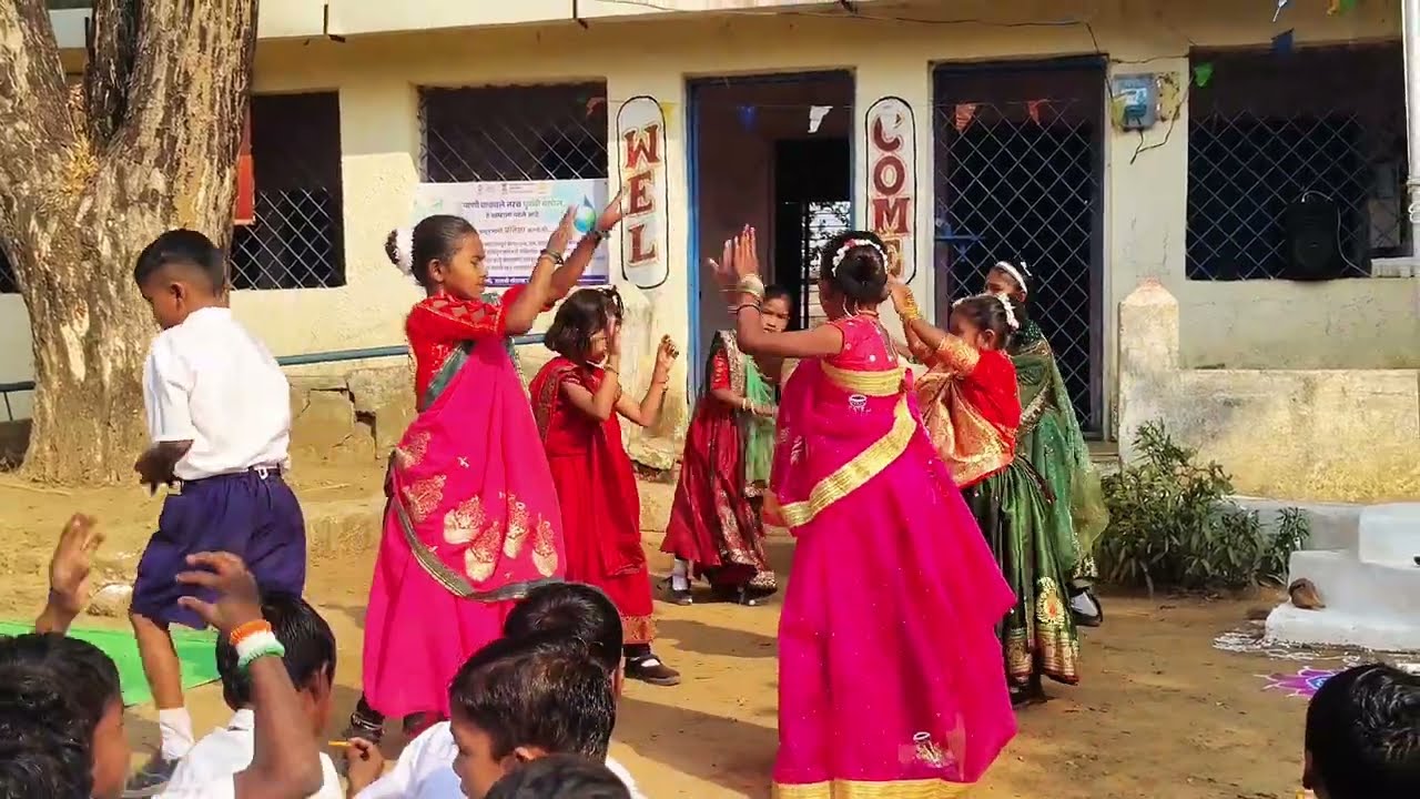 Gondi song dance #dance #chote baccho ka dance #villagerlifestyle #girlsdance #gondidance 