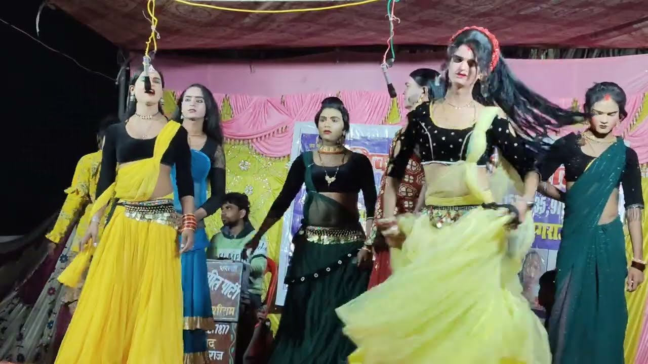 #danceप्यार हल्का–हल्का है अल्ला मिया।। काशीराम की नौटंकी में लगा 4–चांद।। राधिका स्वर संगीत पार्टी।