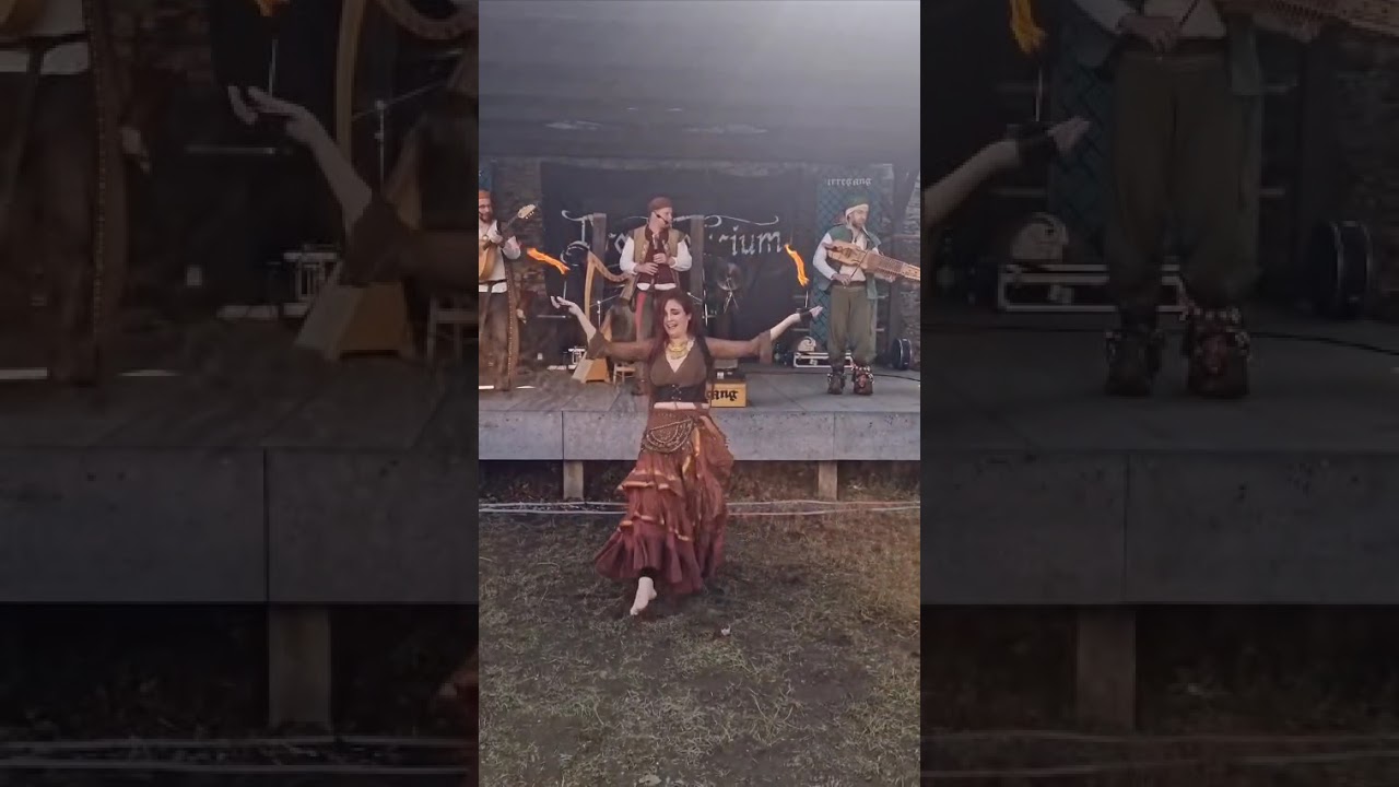 Wildfeuer 🔥 Dança Cigana Medieval com fogo 🔥 Adriana Melo e Irregang - Alemanha